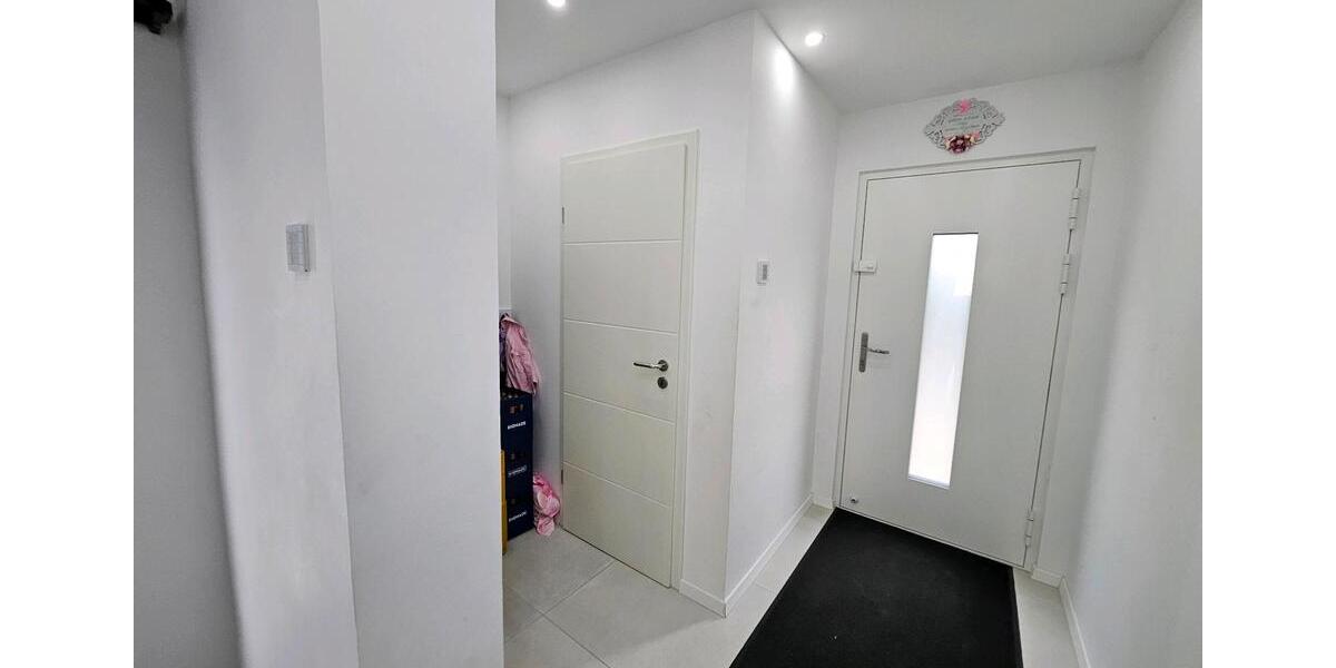 *Ohne Makler*Gehobenes Einfamilienhaus mit Smarthome 6 zimmer