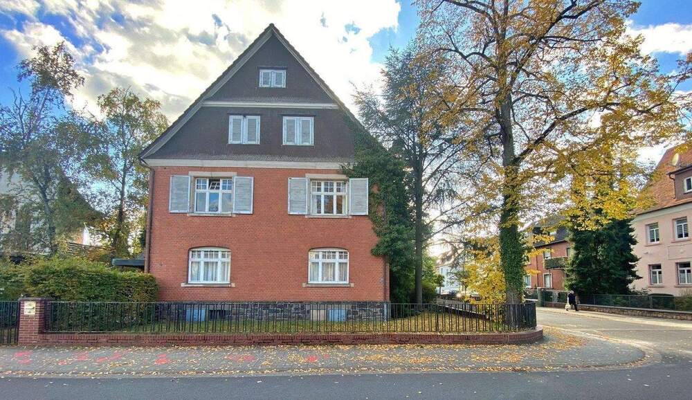 Mehrfamilienhaus, Wohnhaus Hainburg Hainstadt - 9 Zimmer, 320 m&sup2;, 330.000&euro; | Angebot:26027681