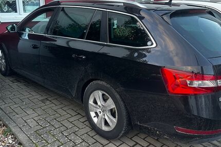 Skoda Superb 118.900 km 15.500 &euro; Seligenstadt 63500