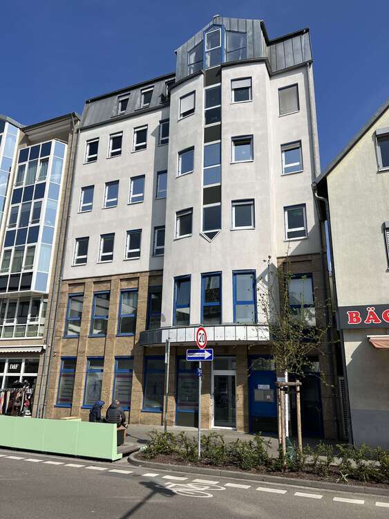 Büro in langen 2.650.000 € 909.3 m² zimmer