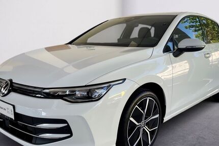 VW Golf 9.999 km 32.480 € Bad Soden 65812