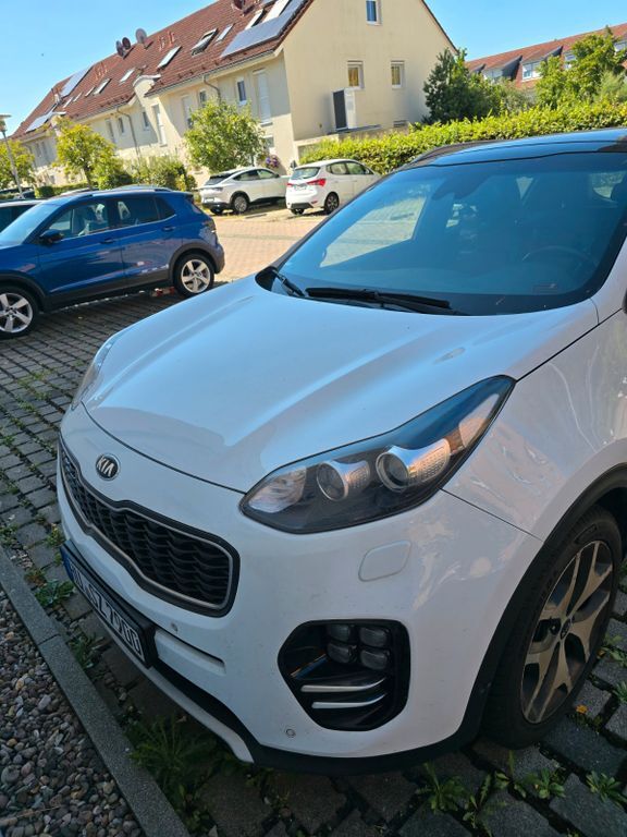 Kia Sportage 196.000 km 14.800 € Hanau 63452