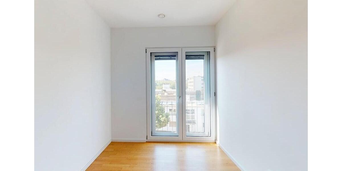 Etagenwohnung Frankfurt am Main Sachsenhausen - 4 Zimmer, 120 m&sup2;, 2.225&euro; | Angebot:26236404