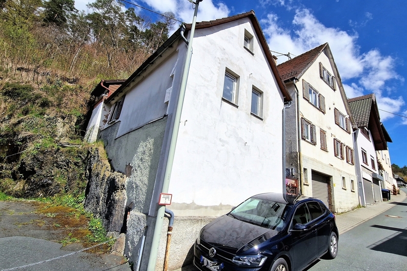 Top Angebot: 1 Grundstück, 3 Gebäude, bis zu 5 WE, davon 3 vermietet 10 zimmer