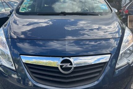 Opel Meriva 178.000 km 2.450 &euro; Frankfurt 60486