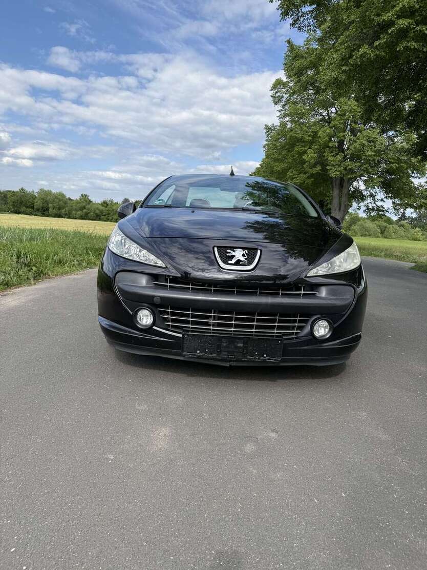 Peugeot 207 102.000 km 1.700 € Hainburg 63512