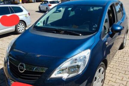 Opel Meriva 114.221 km 4.600 € Frankfurt 60320