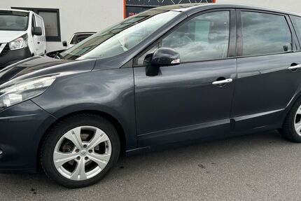 Renault Scenic 170.000 km 5.899 € Frankfurt am Main 60314