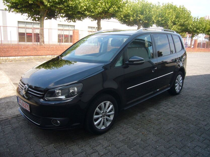 VW Touran 107.000 km 14.499 € Langen 63225
