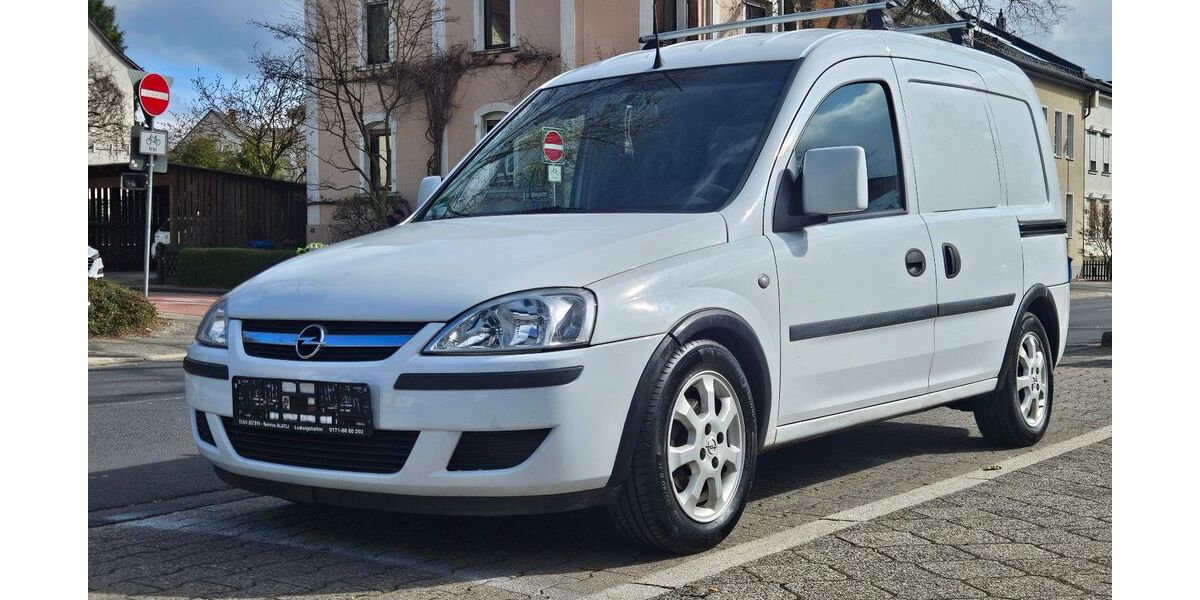 Opel Combo 149.000 km 4.900 &euro; Bad Homburg 61350