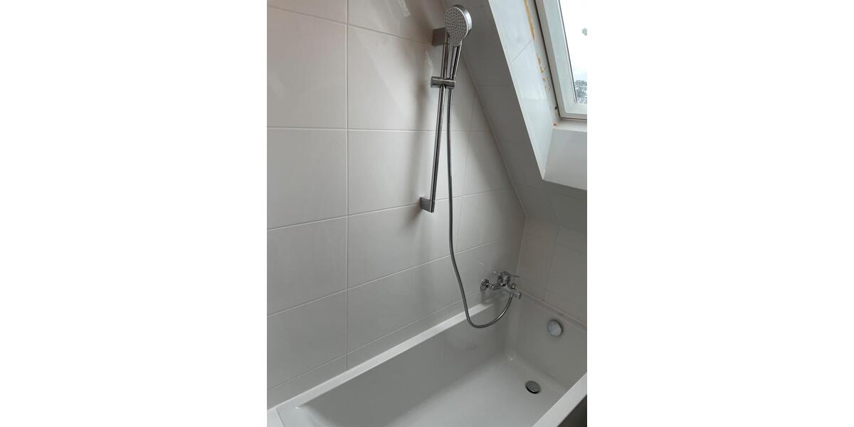 4 ZKB DW ab sofort in HU-Großauheim zu vermieten! 4 zimmer