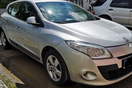 Renault Megane 212.811 km 3.500 &euro; Darmstadt 64287