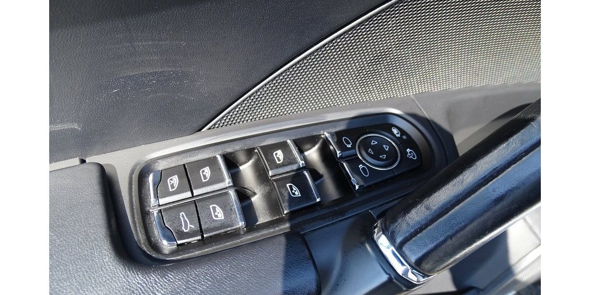 Porsche Cayenne S 4,2l Diesel Pano, Navi, 21 Zoll, Standhe 229.443 km 22.990 &euro; Rodgau 63110