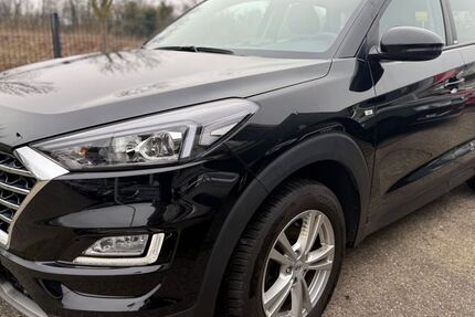 Hyundai TUCSON 89.000 km 16.490 &euro; Friedberg 61169
