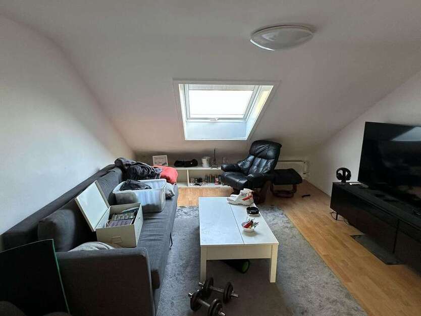 Wohnung zum Mieten in Frankfurt 1.328 € 100 m²