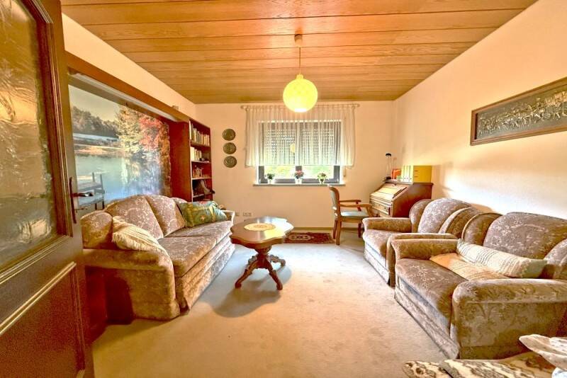 Einfamilienhaus Obertshausen - 8 Zimmer, 177 m&sup2;, 749.000&euro; | Angebot:26501897