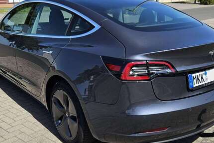 Tesla Model 3 86.000 km 22.300 &euro; Langenselbold, Stadt 63505