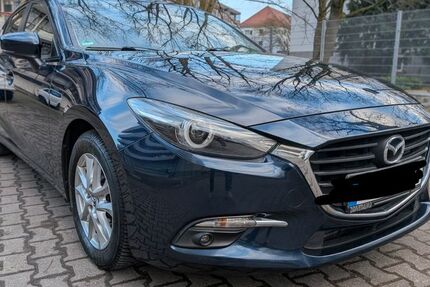 Mazda 3 122.379 km 10.950 &euro; Frankfurt 60320