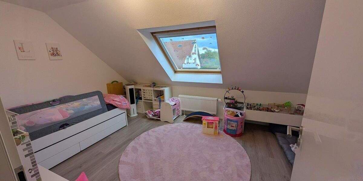 Reihenmittelhaus Nidderau Windecken - 5 Zimmer, 107 m&sup2;, 460.000&euro; | Angebot:25752877