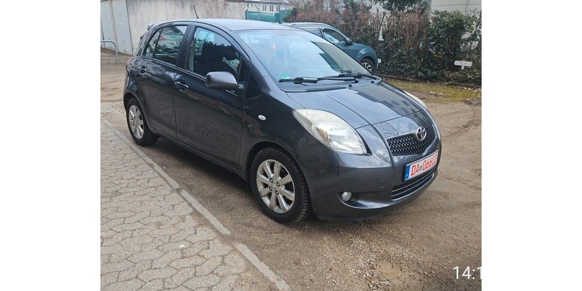 Toyota Yaris 280.680 km 2.600 &euro; Darmstadt 64295