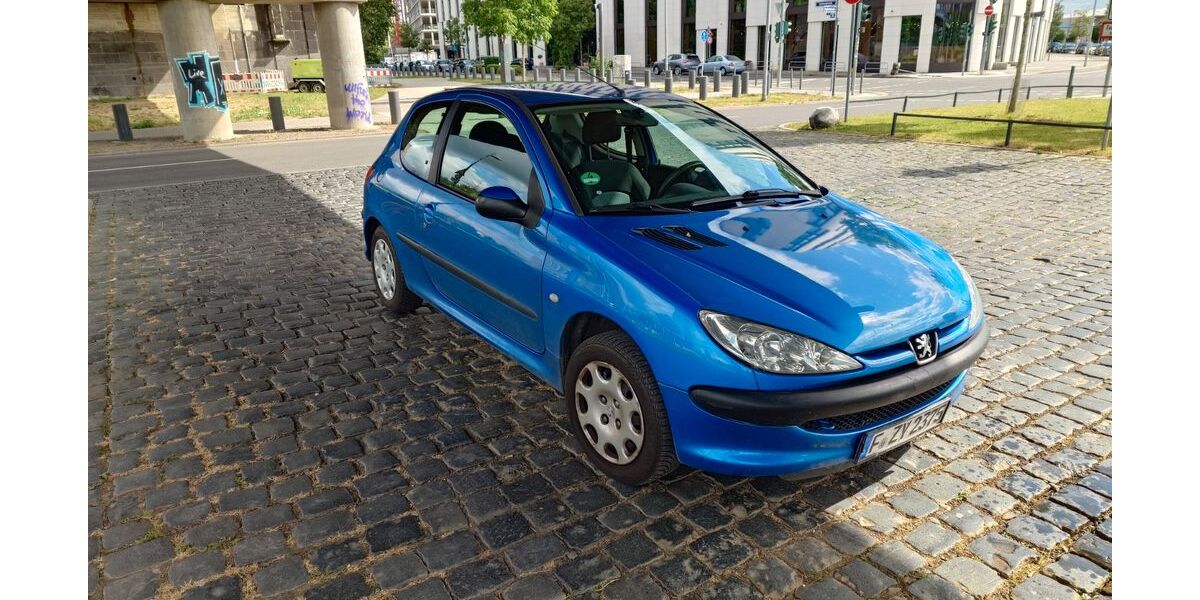 Peugeot 206 148.500 km 1.000 &euro; Frankfurt 60311