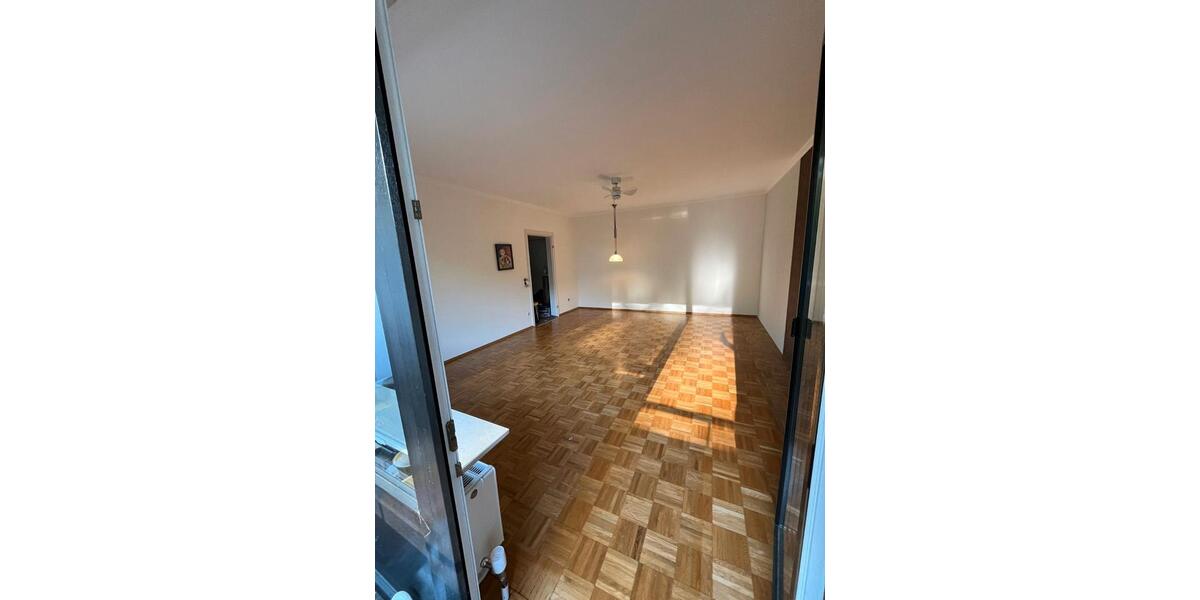 Etagenwohnung Offenbach am Main Bieber - 2 Zimmer, 62 m&sup2;, 900&euro; | Angebot:26336179