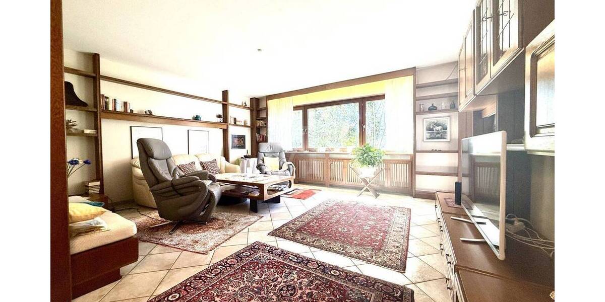 Etagenwohnung Hofheim am Taunus Hofheim - 3 Zimmer, 85 m&sup2;, 335.000&euro; | Angebot:26160417