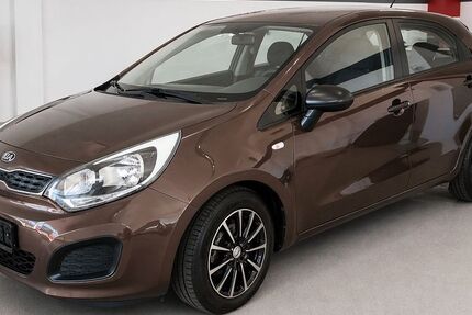 Kia Rio 55.000 km 5.999 &euro; Roßdorf 64380