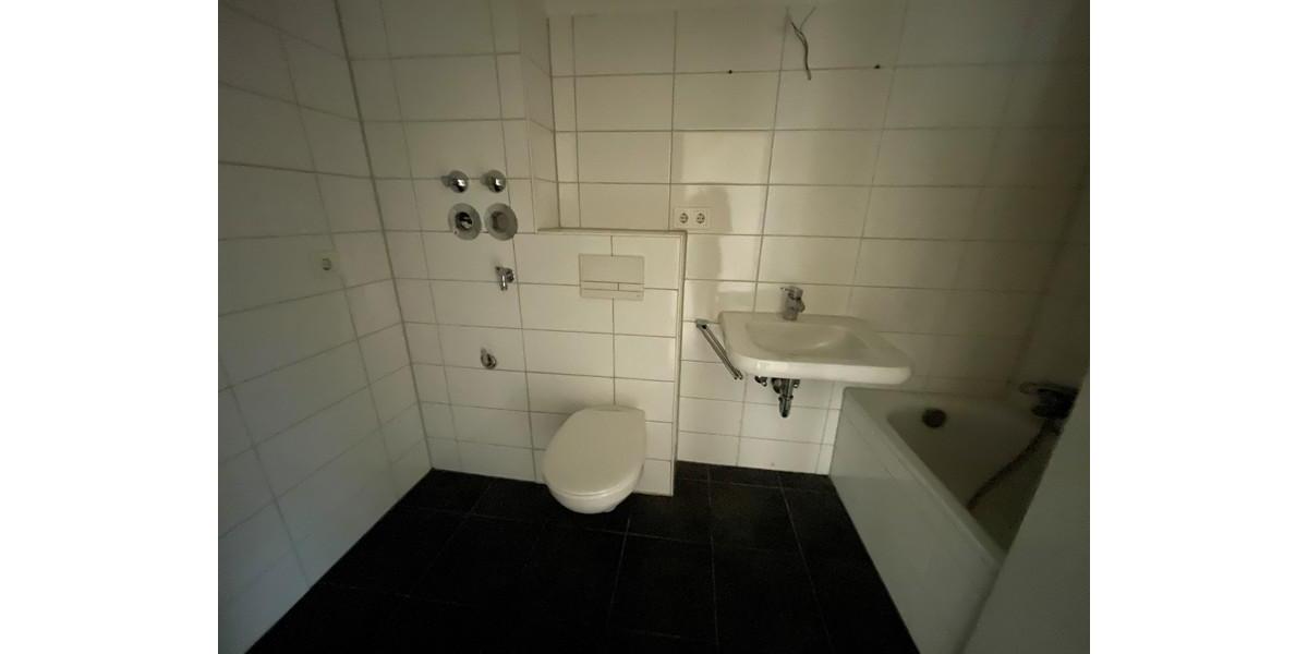 Etagenwohnung Frankfurt am Main Oberrad - 4 Zimmer, 98 m&sup2;, 1.393&euro; | Angebot:26336729