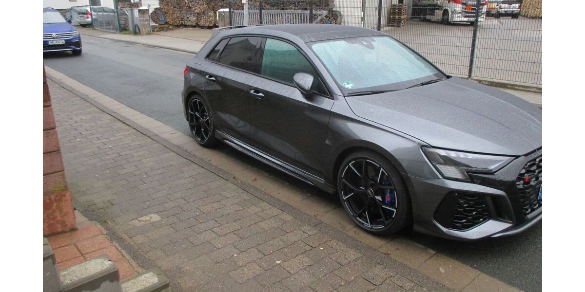 Audi RS3 24.250 km 59.500 &euro; Schmitten 61389