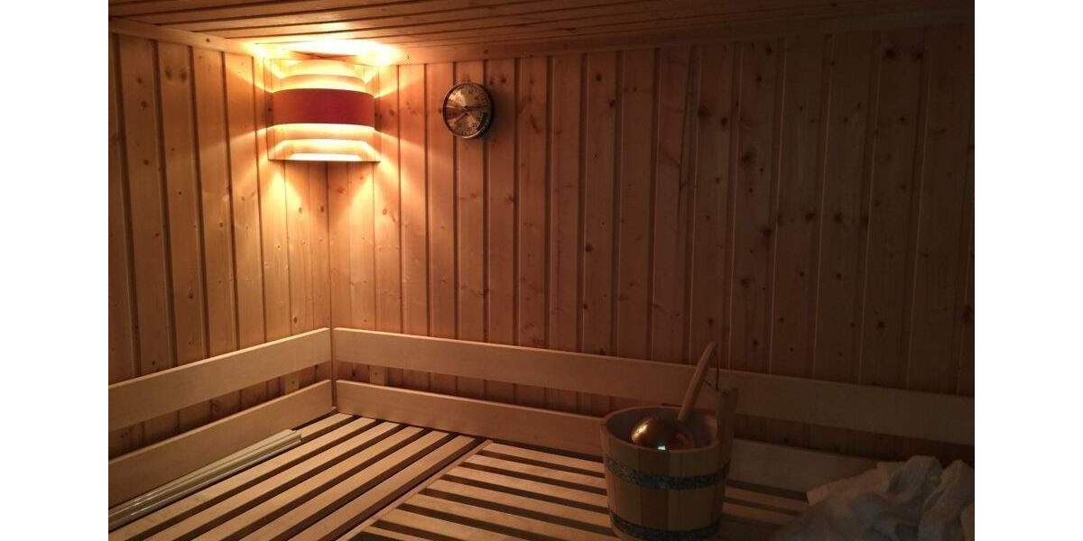 Frankfurt | Exklusives Einfamilienhaus mit Sauna, Kamin & Wintergarten – Privat 5 zimmer