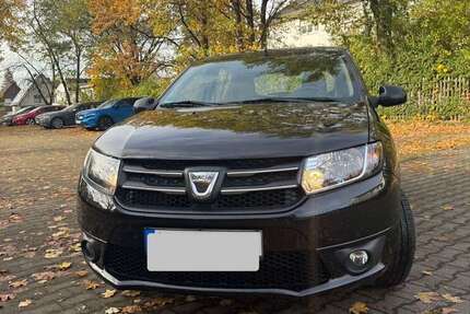 Dacia Sandero 178.000 km 2.750 € Steinbach 61449