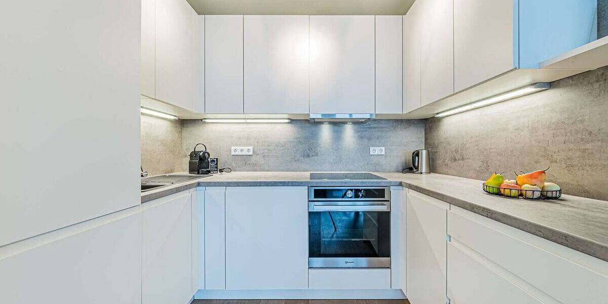 Etagenwohnung Frankfurt am Main Sachsenhausen - 2 Zimmer, 67 m&sup2;, 2.650&euro; | Angebot:25726226