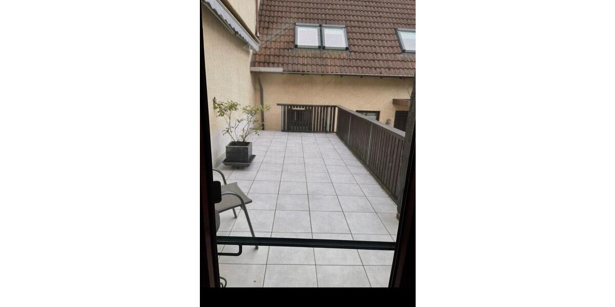 Einfamilienhaus Rosbach vor der Höhe - 3 Zimmer, 93 m&sup2;, 1.350&euro; | Angebot:26153607