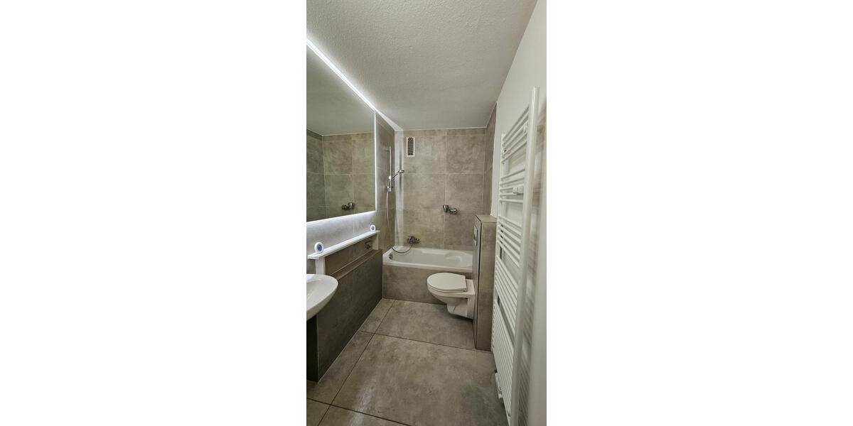 Etagenwohnung Oberursel (Taunus) - 2 Zimmer, 62 m&sup2;, 1.400&euro; | Angebot:25063898