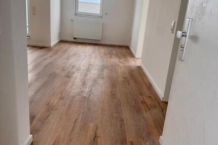 Wohnung Offenbach am Main Hafen - 3 Zimmer, 82 m&sup2;, 1.350&euro; | Angebot:26445238
