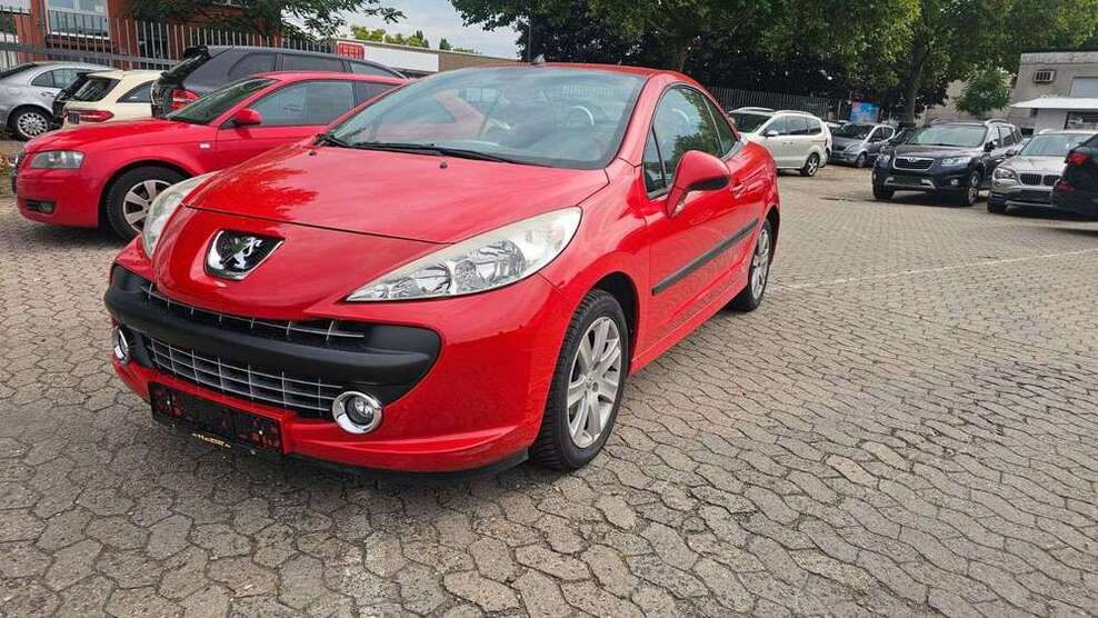 Peugeot 207 36.500 km 4.490 € Frankfurt 65933