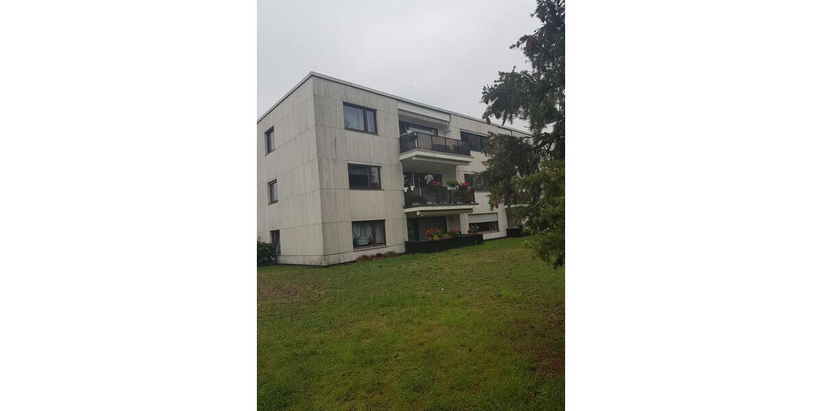 5-Zimmer-Wohnung mit Balkon & Tiefgarage in Friedrichsdorf 5 zimmer