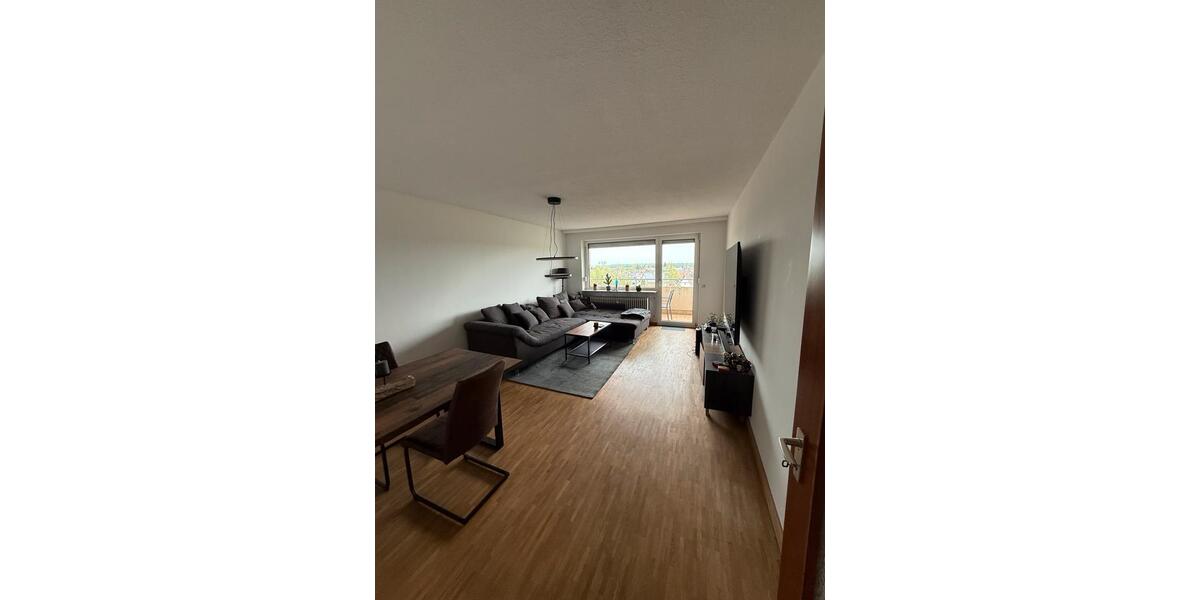 Etagenwohnung Dreieich - 3 Zimmer, 88 m&sup2;, 1.100&euro; | Angebot:26312750
