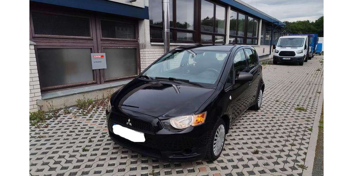 Mitsubishi Colt 185.578 km 1.900 &euro; Offenbach am Main 63073