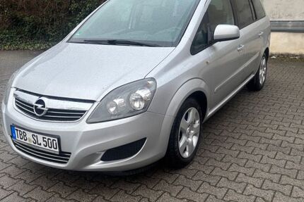 Opel Zafira 225.000 km 2.500 &euro; Hanau 63454