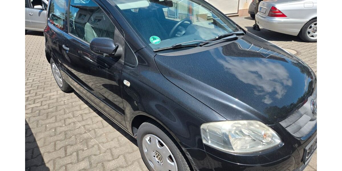 VW Fox 85.000 km 1.900 &euro; Darmstadt 64283