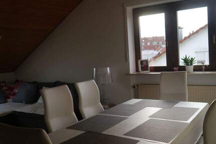 Helle 3-Zimmer DG- Wohnung, 80m2, in bester Wohnlage von Mühlheim 3 zimmer