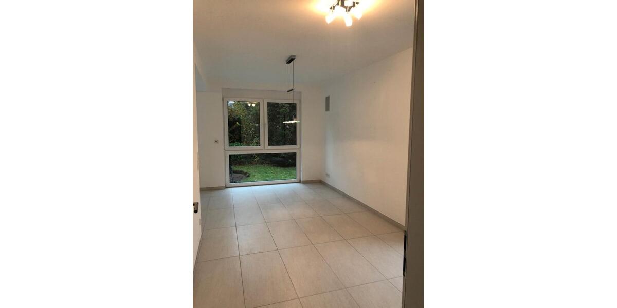 Einfamilienhaus Dreieich - 9 Zimmer, 300 m&sup2;, 3.990&euro; | Angebot:26336525