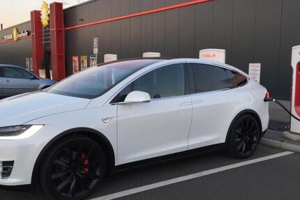 Tesla Model X 84.549 km 89.999 € Friedrichsdorf 61381