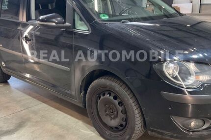 VW Touran 206.000 km 5.500 € Frankfurt am Main 65933