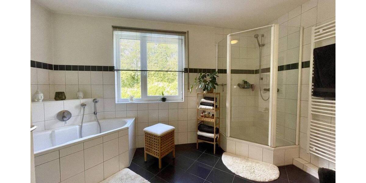 Reihenmittelhaus Darmstadt Darmstadt-West - 6 Zimmer, 200 m&sup2;, 779.000&euro; | Angebot:26931633