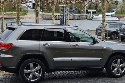 Jeep Grand Cherokee 259.876 km 11.990 &euro; Frankfurt am Main 65929