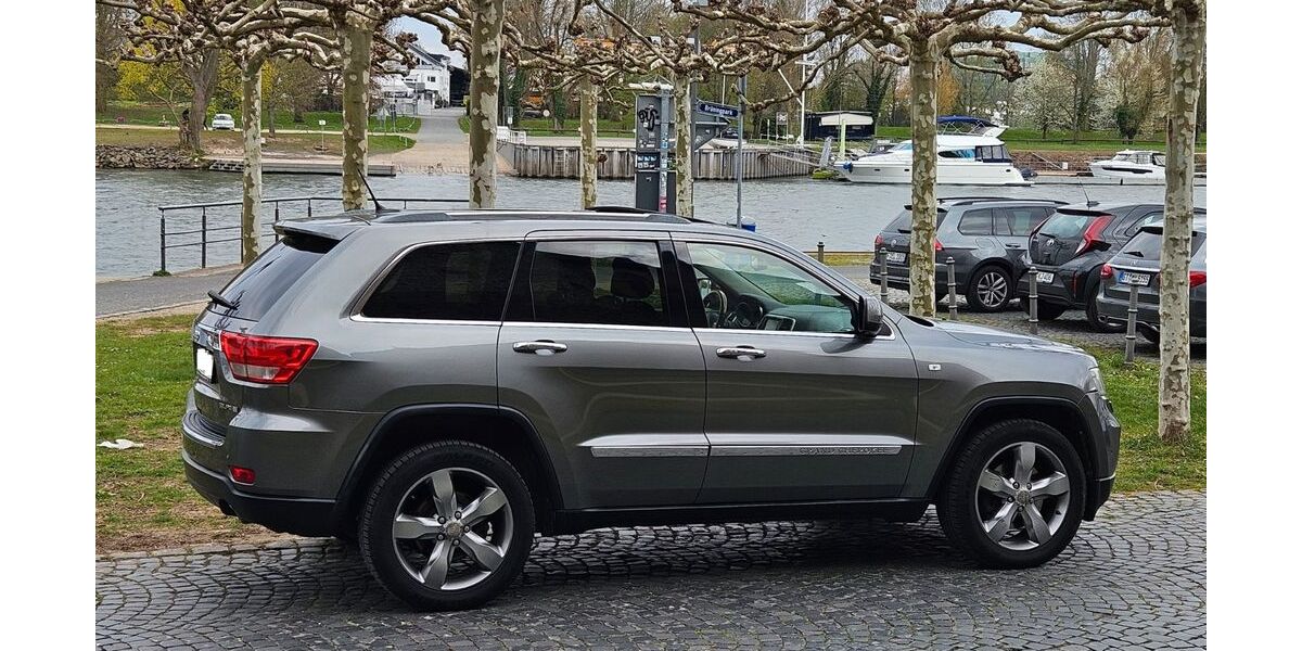 Jeep Grand Cherokee 259.876 km 11.990 &euro; Frankfurt am Main 65929