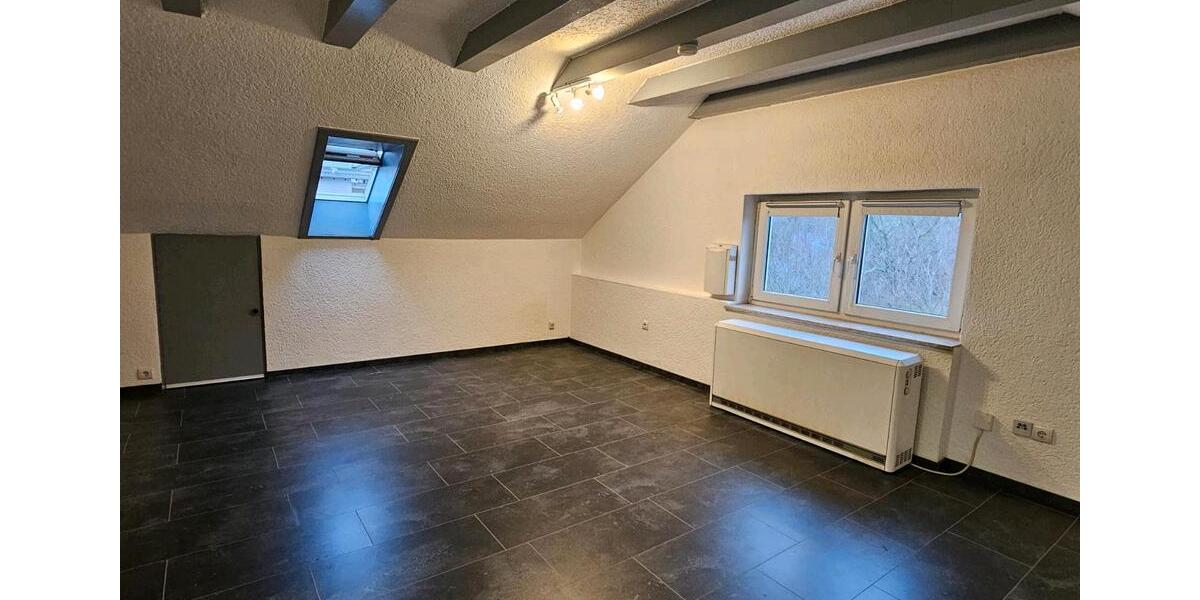 1-Zimmer-Dachgeschosswohnung Flörsheim 1 zimmer